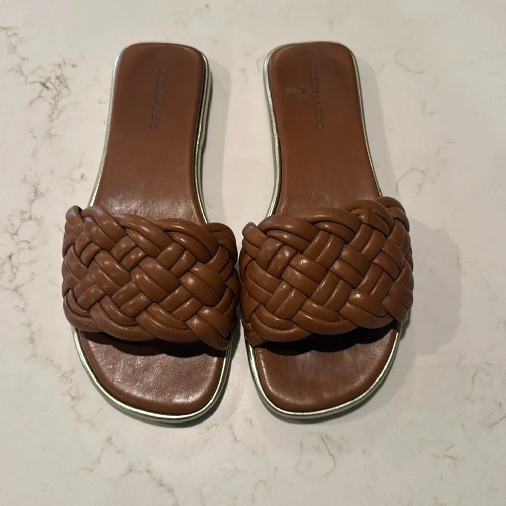 Bernardo Italian slides. Carmel brown. Size 11. Worn 2x. - Picture 1 of 5
